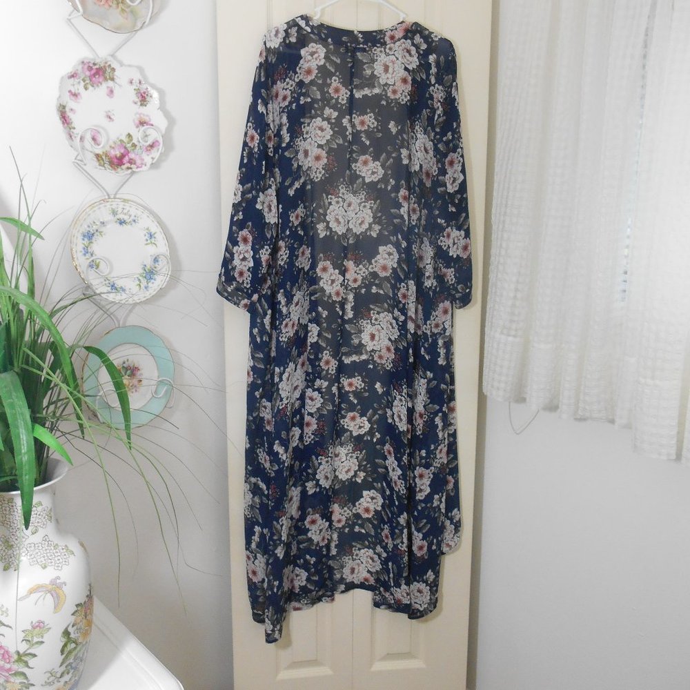 Torrid Sheer Floral Kimono/Duster